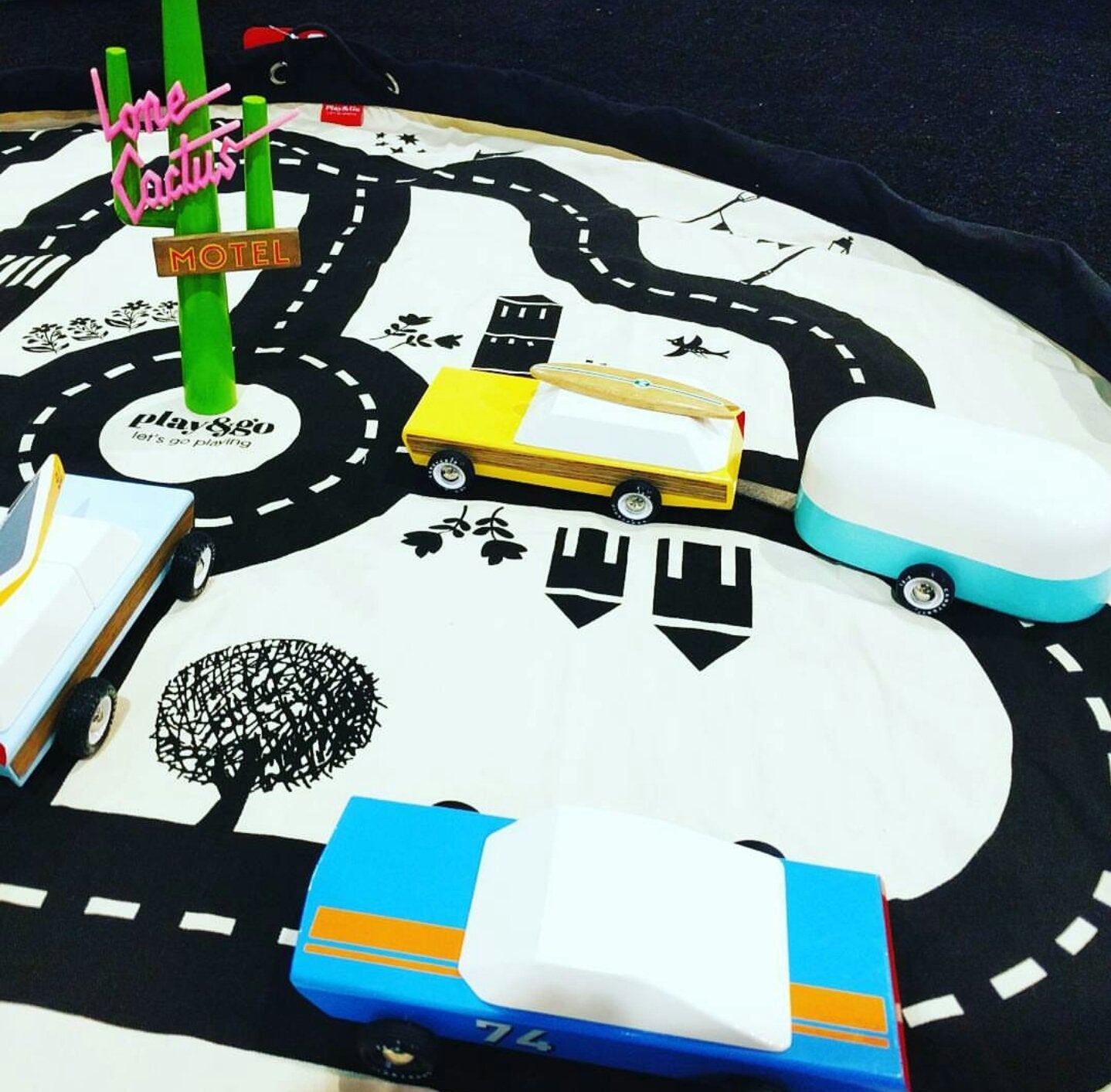 Roadmap/Thunderbolt Toy Storage Bag, wooden little cars