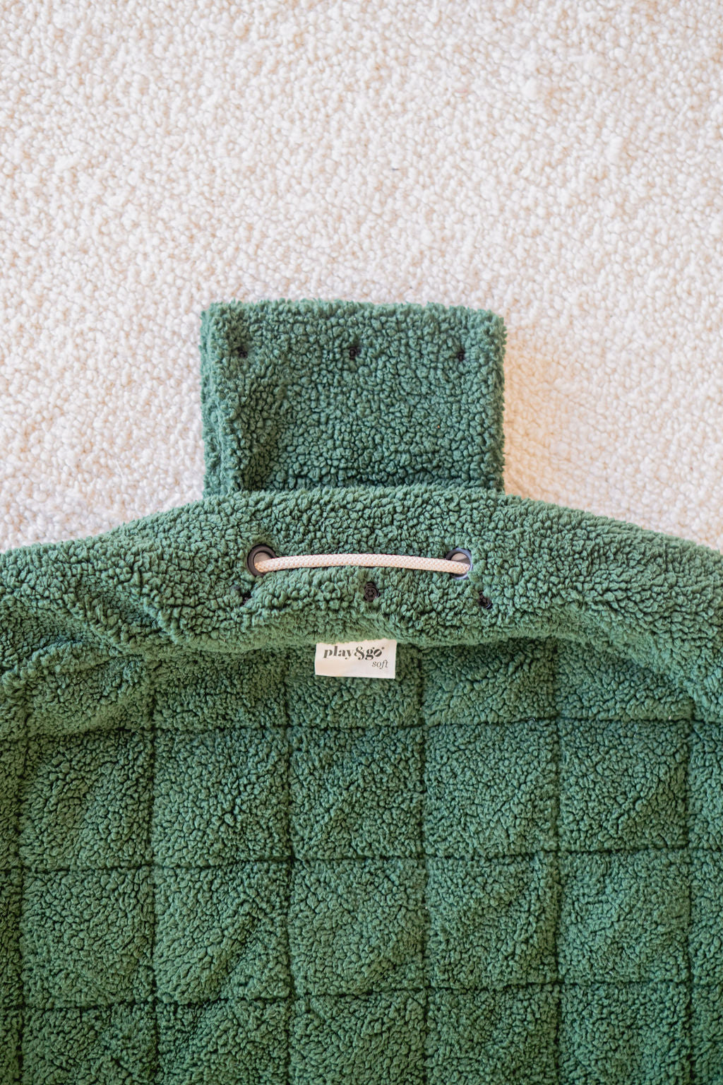 noomad soft teddy evergreen, detail safety system