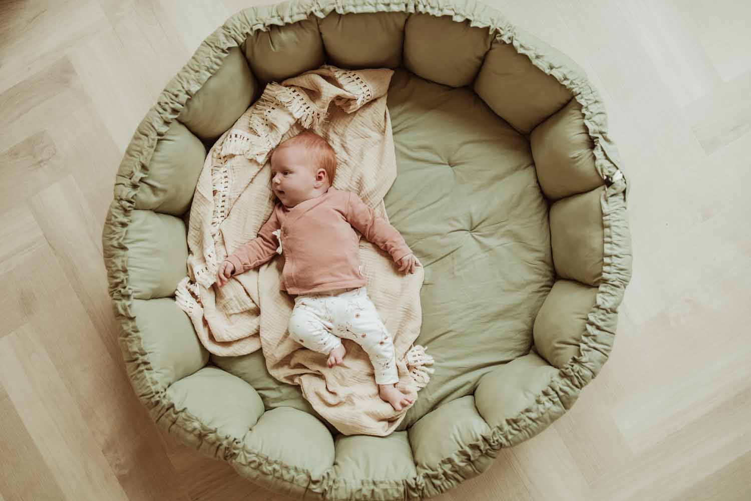  organic babyspeelkleed & cocon - meadow green